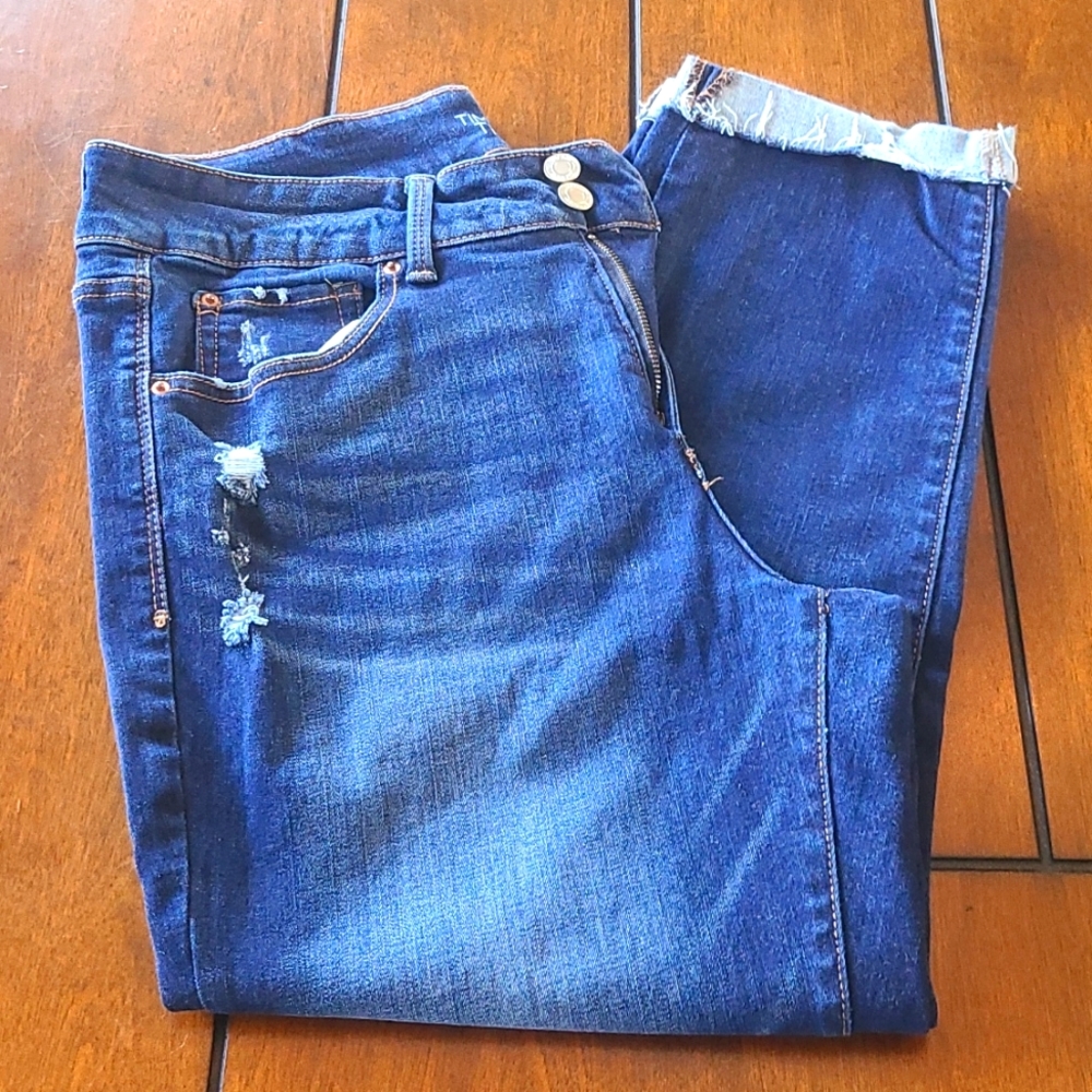 Time and Tru Cropped jeans